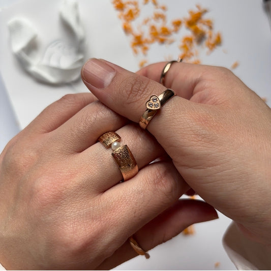 Anillo Grecia | Acero Inoxidable Bañado en Oro 18k | Talla 7 y 9.