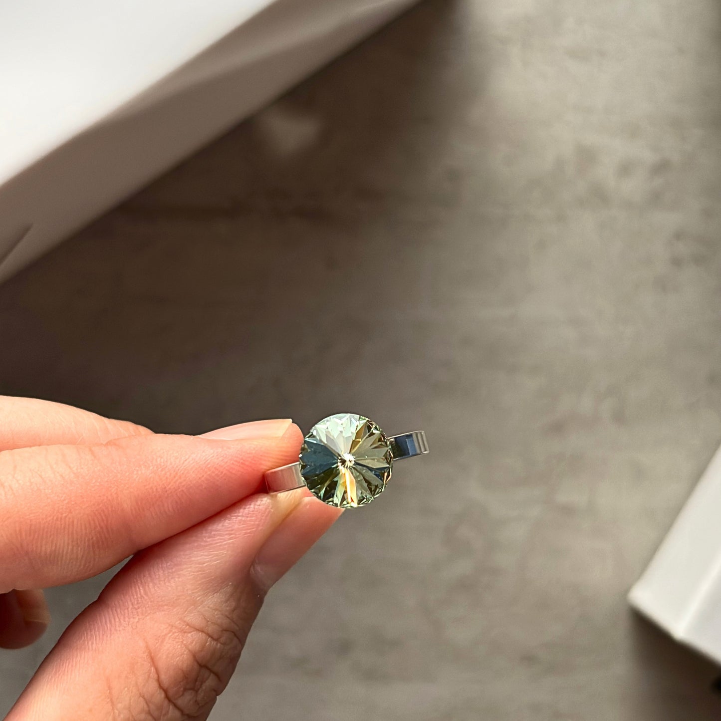 Anillo de Plata 925 con Cristal y Baño de Rodio "AURA"